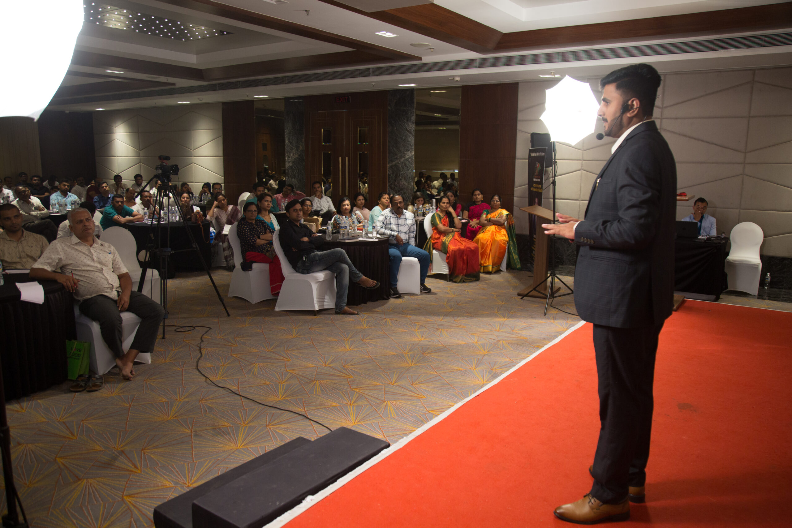 Event (11)